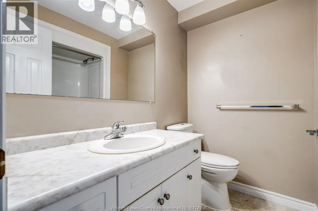 54A Queen STREET South