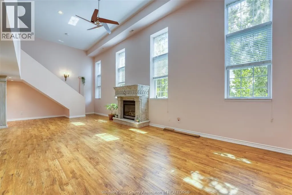 647 IRVINE Unit# 305