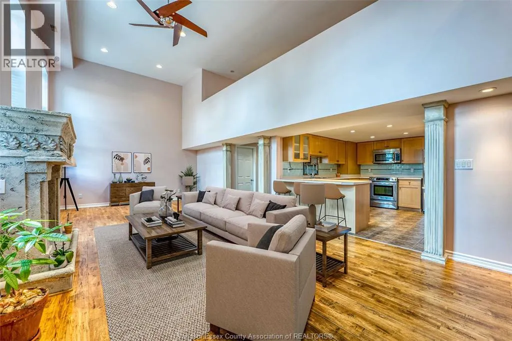 647 IRVINE Unit# 305