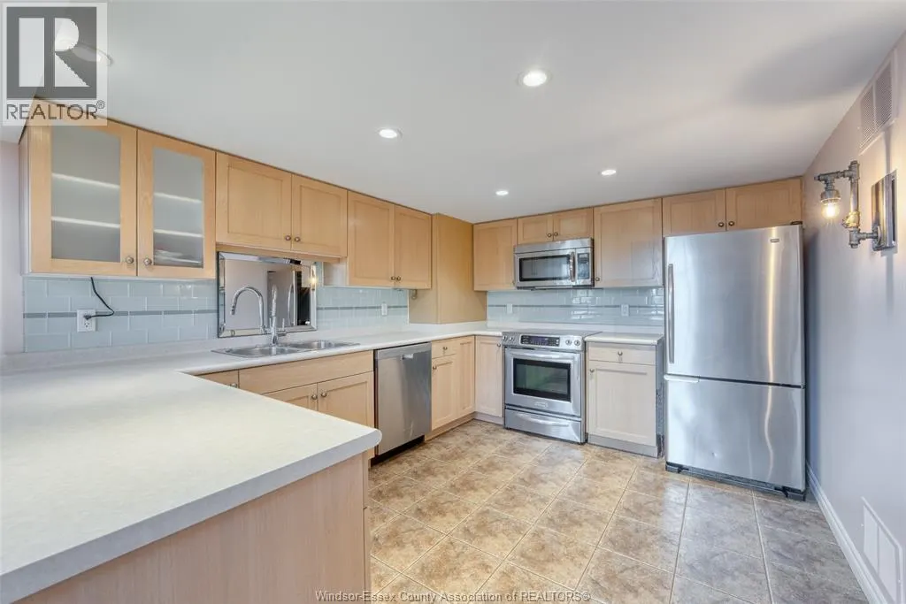 647 IRVINE Unit# 305