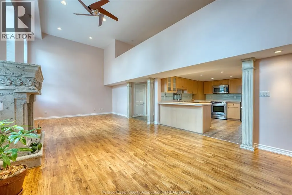 647 IRVINE Unit# 305