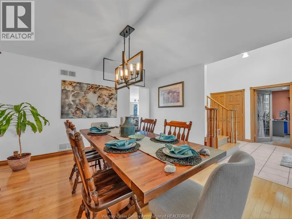 633 OLD TECUMSEH ROAD East