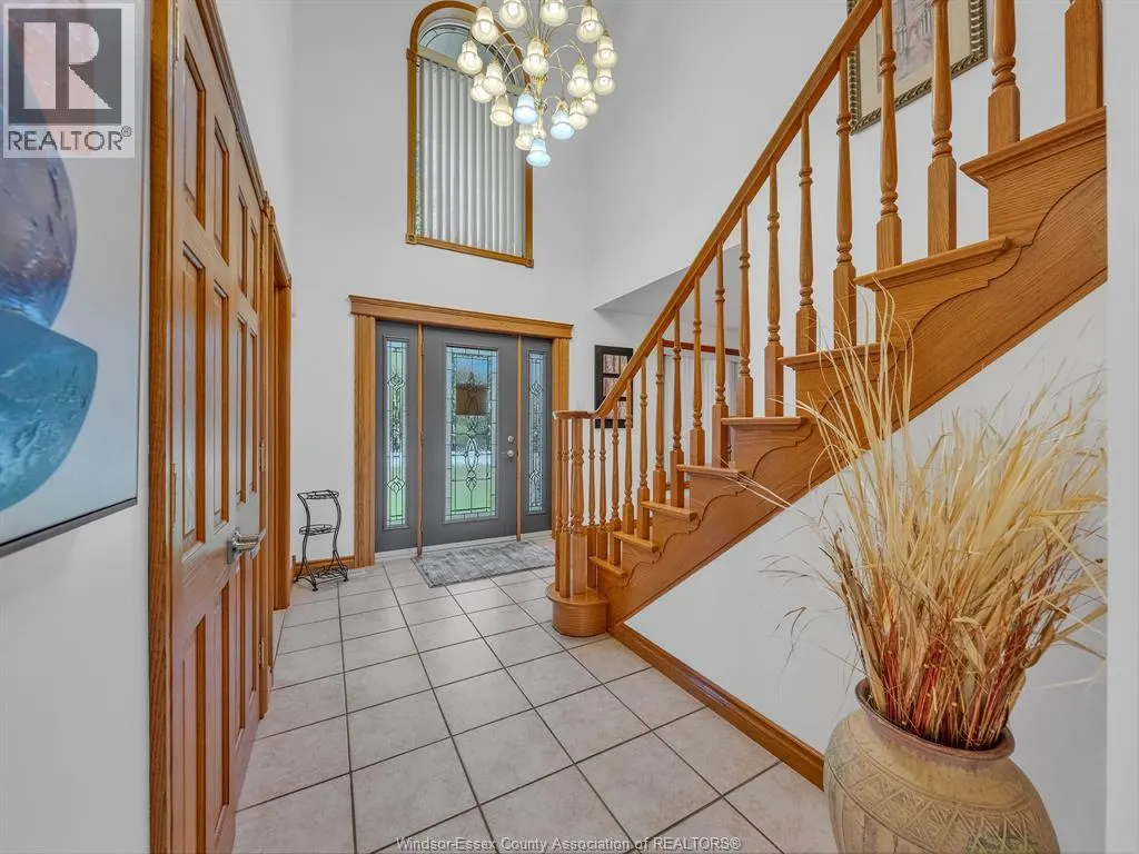 633 OLD TECUMSEH ROAD East