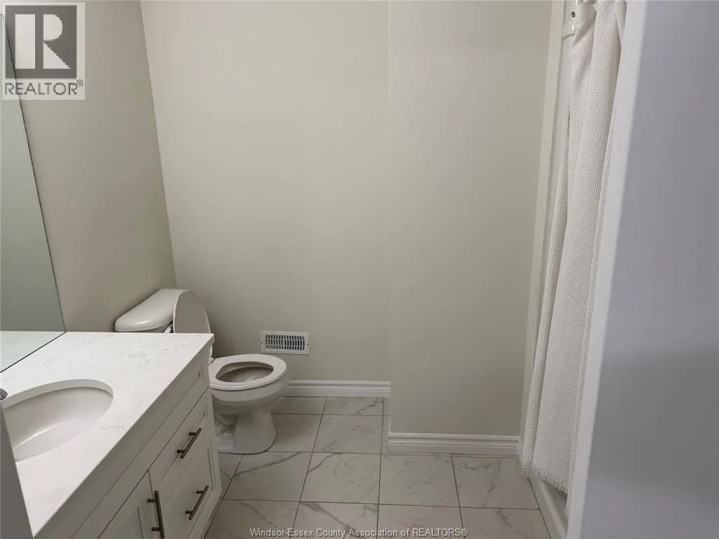 395 MULBERRY LANE Unit# UPPER