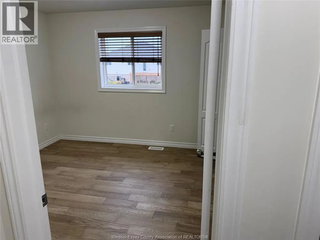 395 MULBERRY LANE Unit# UPPER