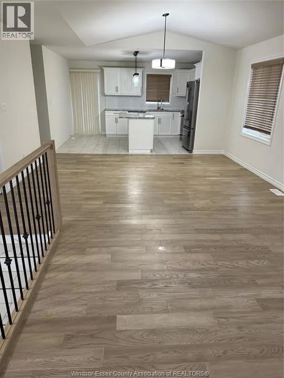 395 MULBERRY LANE Unit# UPPER