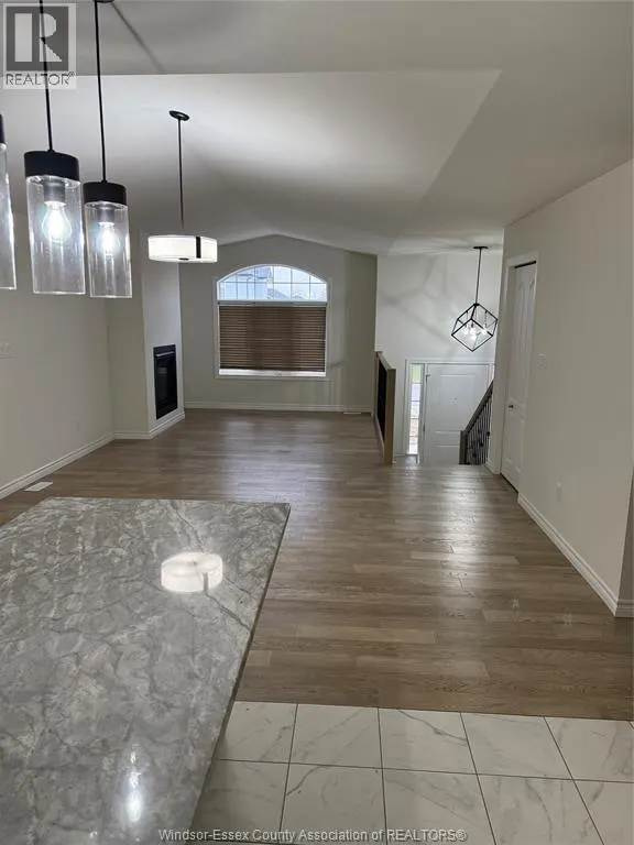 395 MULBERRY LANE Unit# UPPER