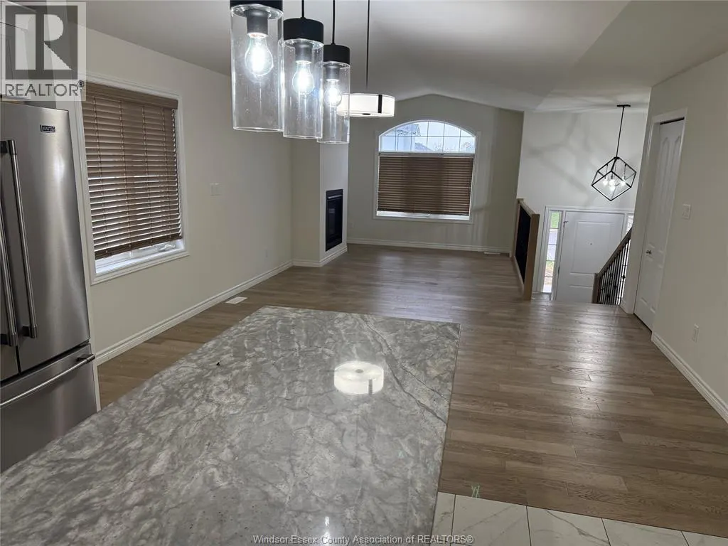 395 MULBERRY LANE Unit# UPPER