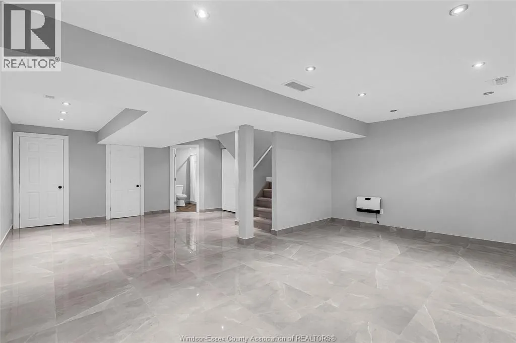 1352 GISELLE CRESCENT