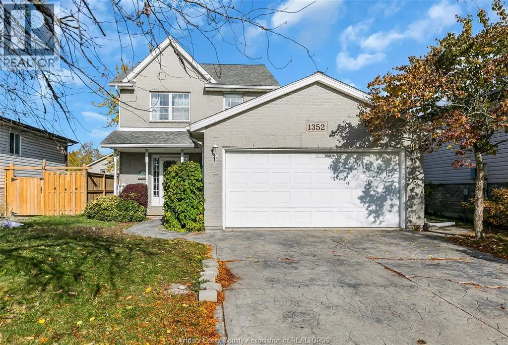 1352 GISELLE CRESCENT