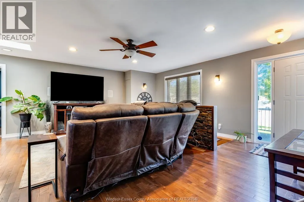 1631 CHERRYWOOD DRIVE