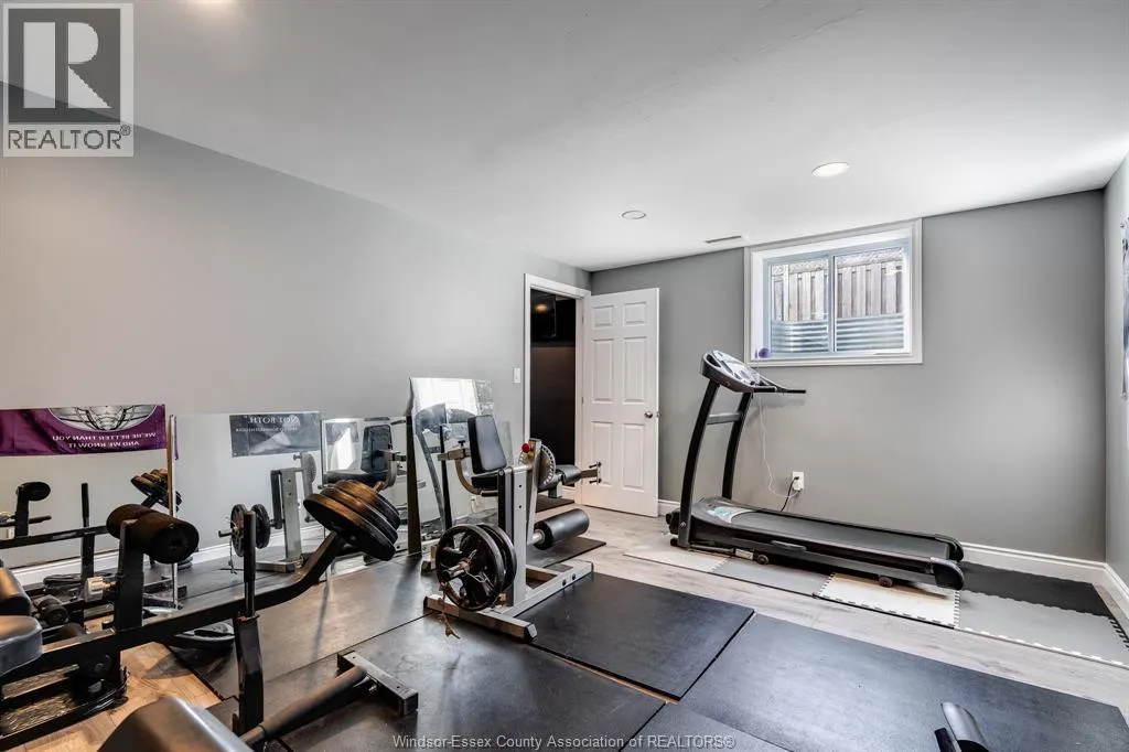 1631 CHERRYWOOD DRIVE