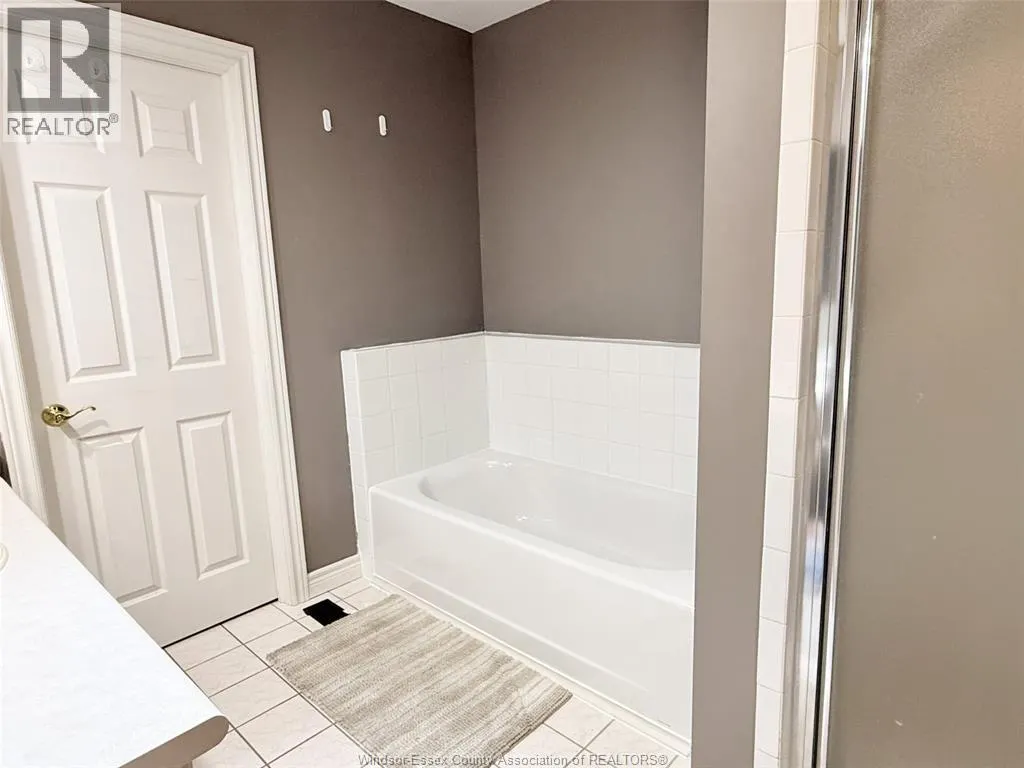 2313 LESPERANCE ROAD