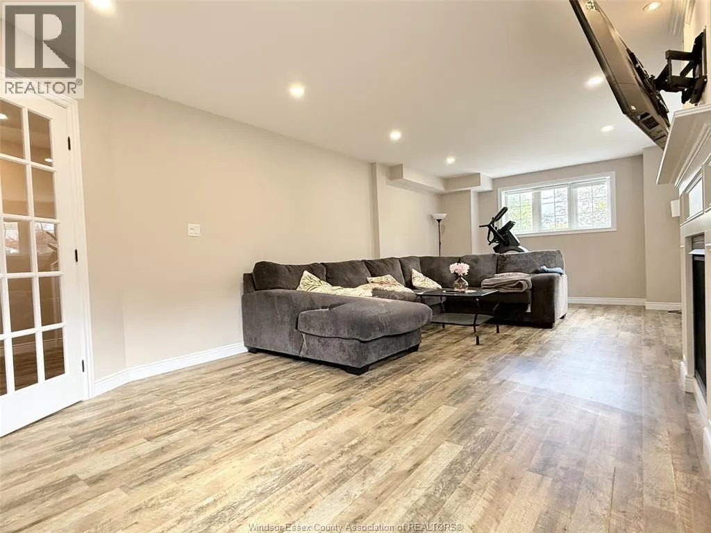 2313 LESPERANCE ROAD