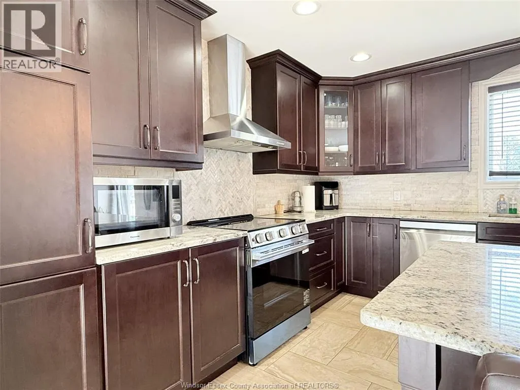 2313 LESPERANCE ROAD