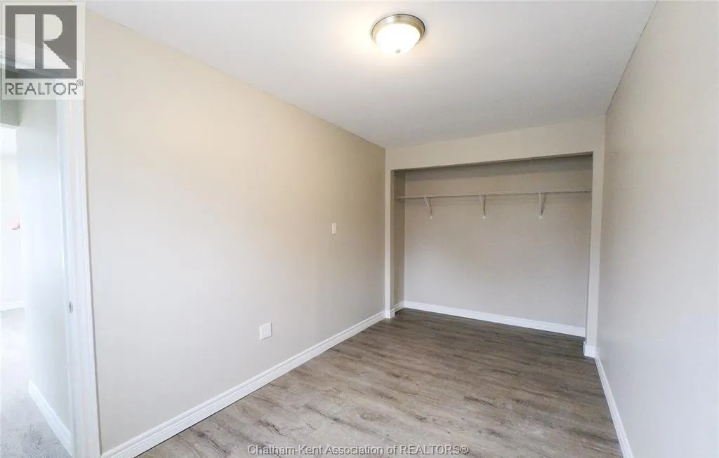 17 MCNAUGHTON AVENUE