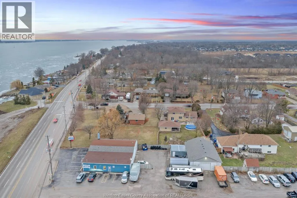 465 FRONT ROAD North