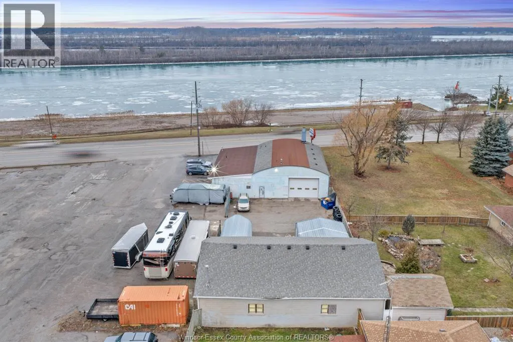 465 FRONT ROAD North
