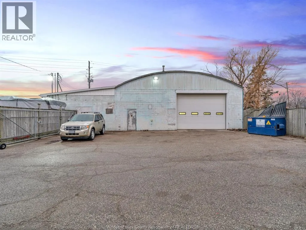465 FRONT ROAD North