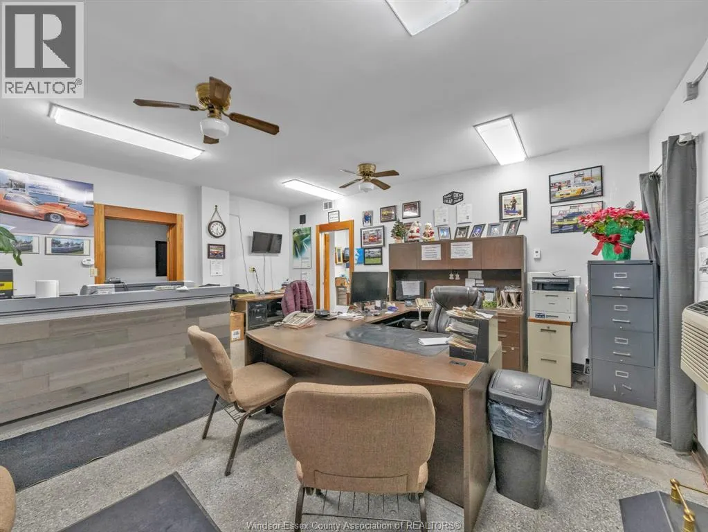 465 FRONT ROAD North