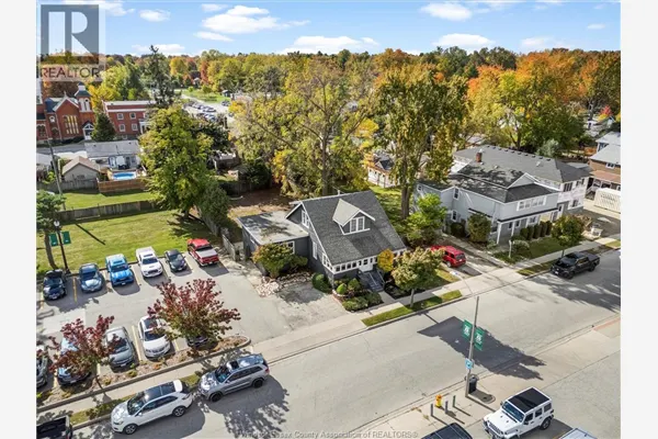 17 Pearl Street West