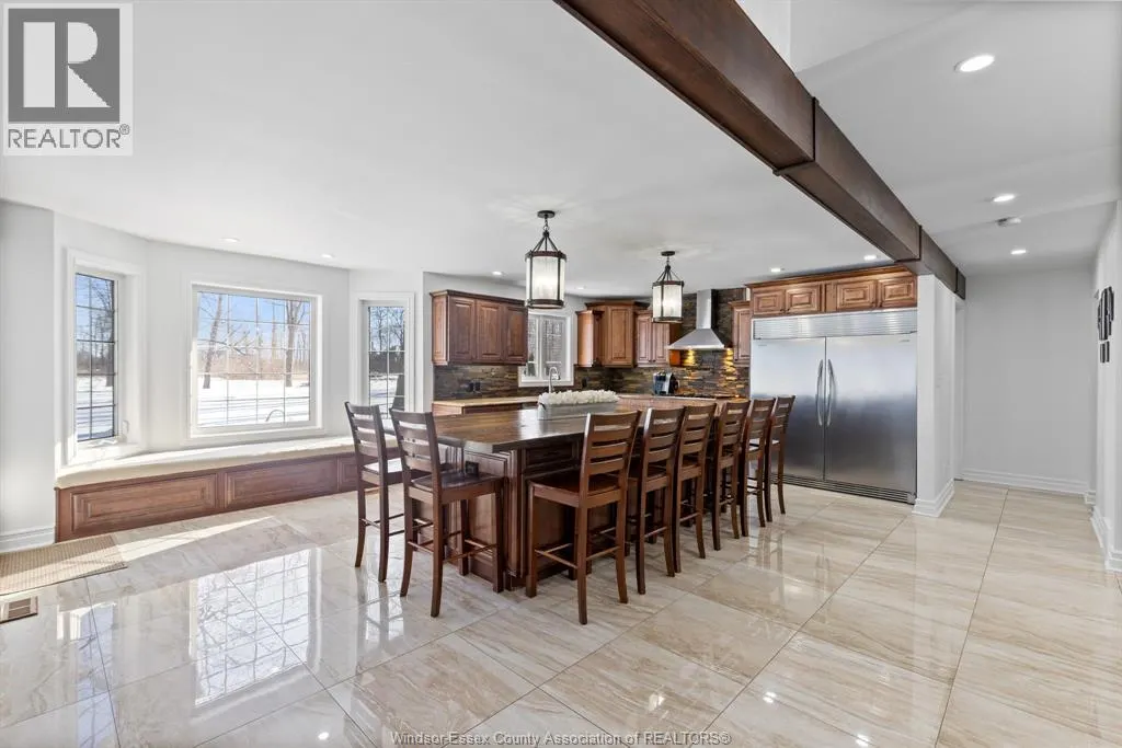 313 CRYSTAL BAY DRIVE