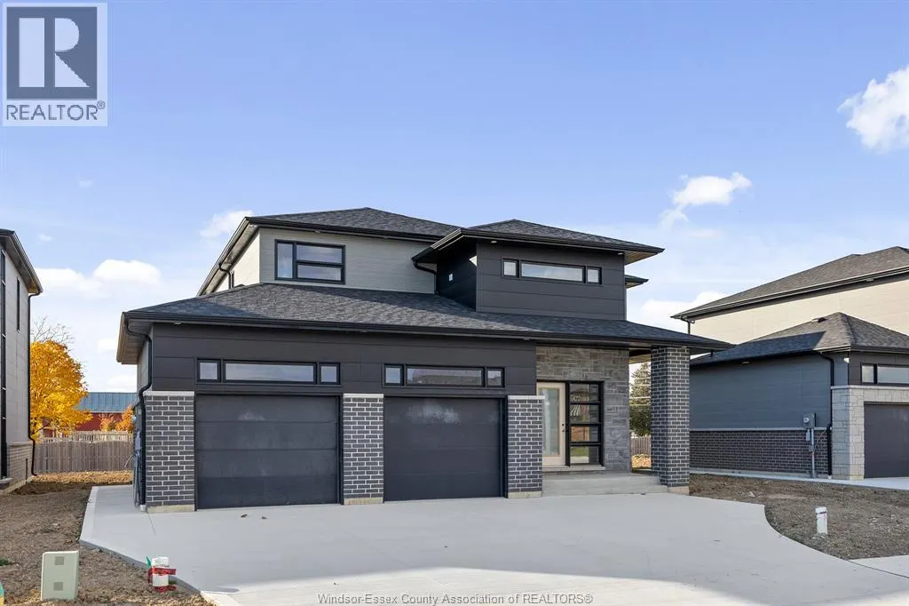117 HAZEL CRESCENT