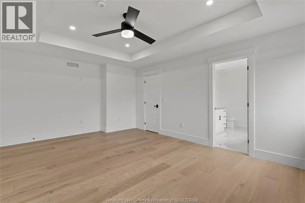 650 SUMMIT STREET