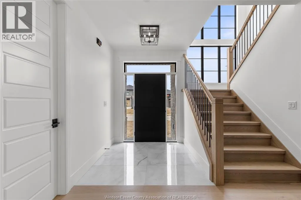 650 SUMMIT STREET