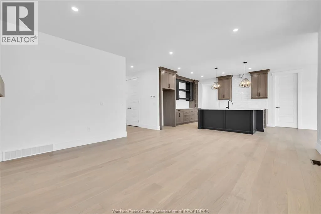 245 CHARLES