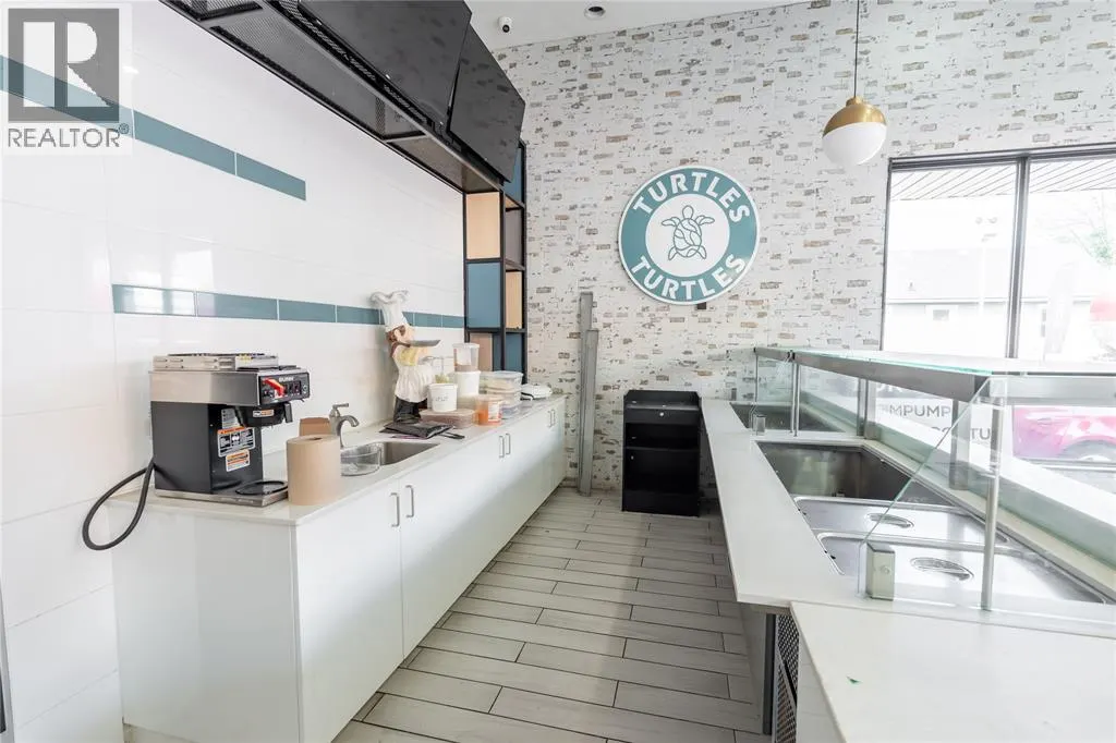 1119 DUFFERIN AVENUE Unit# 2