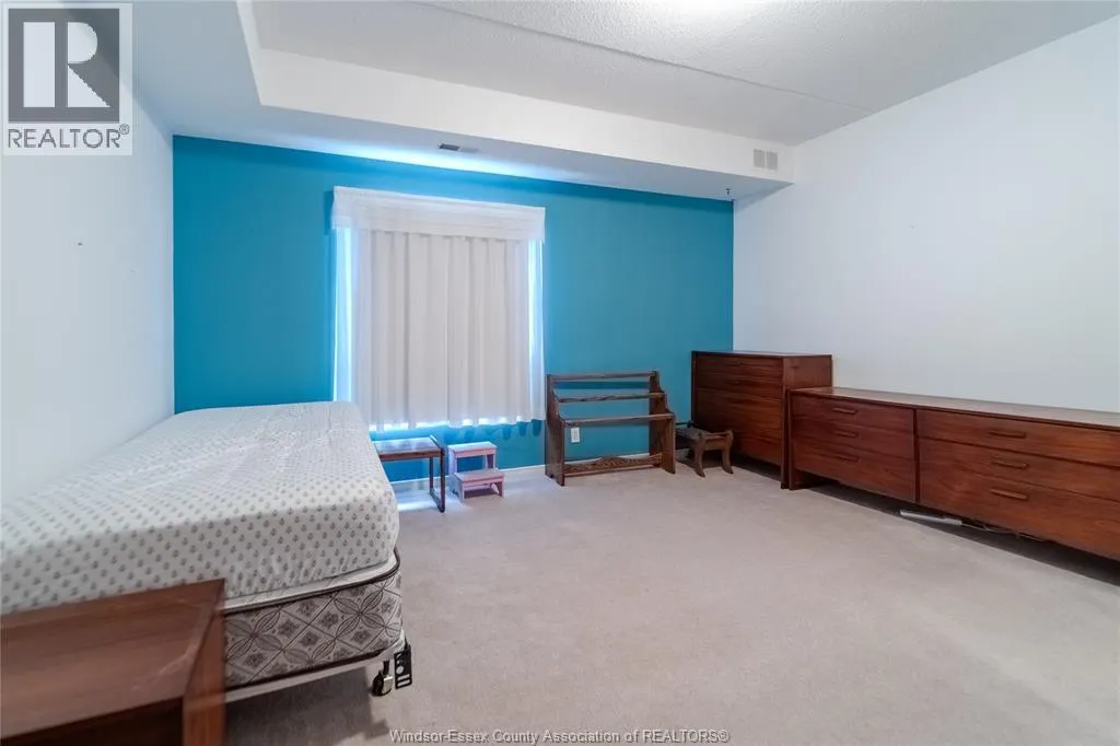 315 Village Grove DRIVE Unit# 301