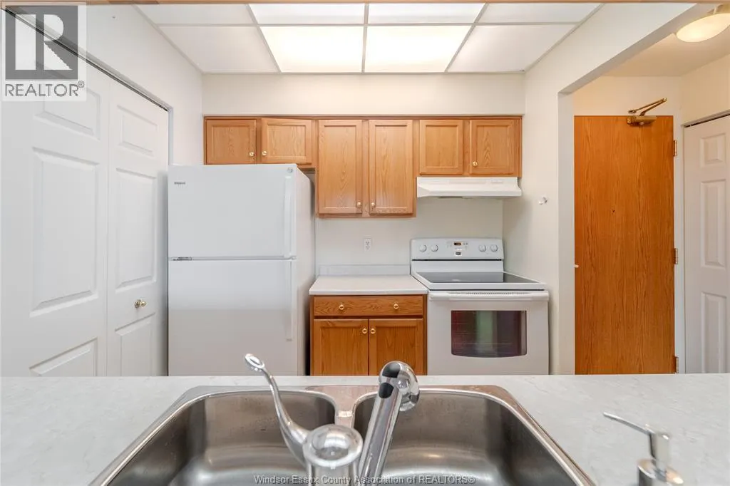 315 Village Grove DRIVE Unit# 301