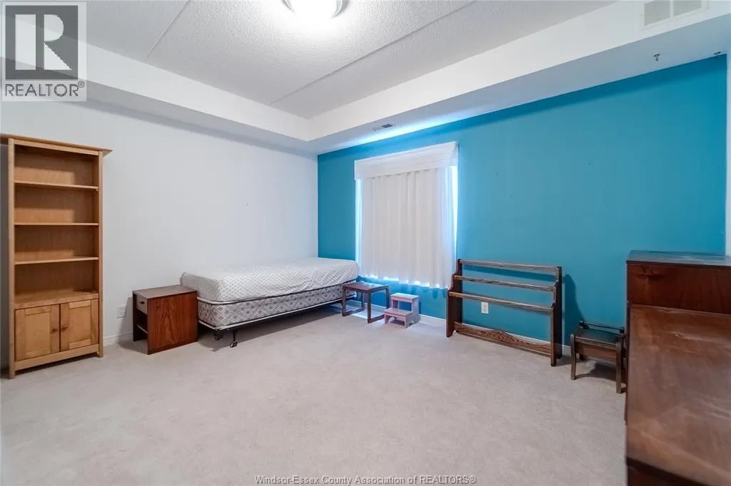 315 Village Grove DRIVE Unit# 301