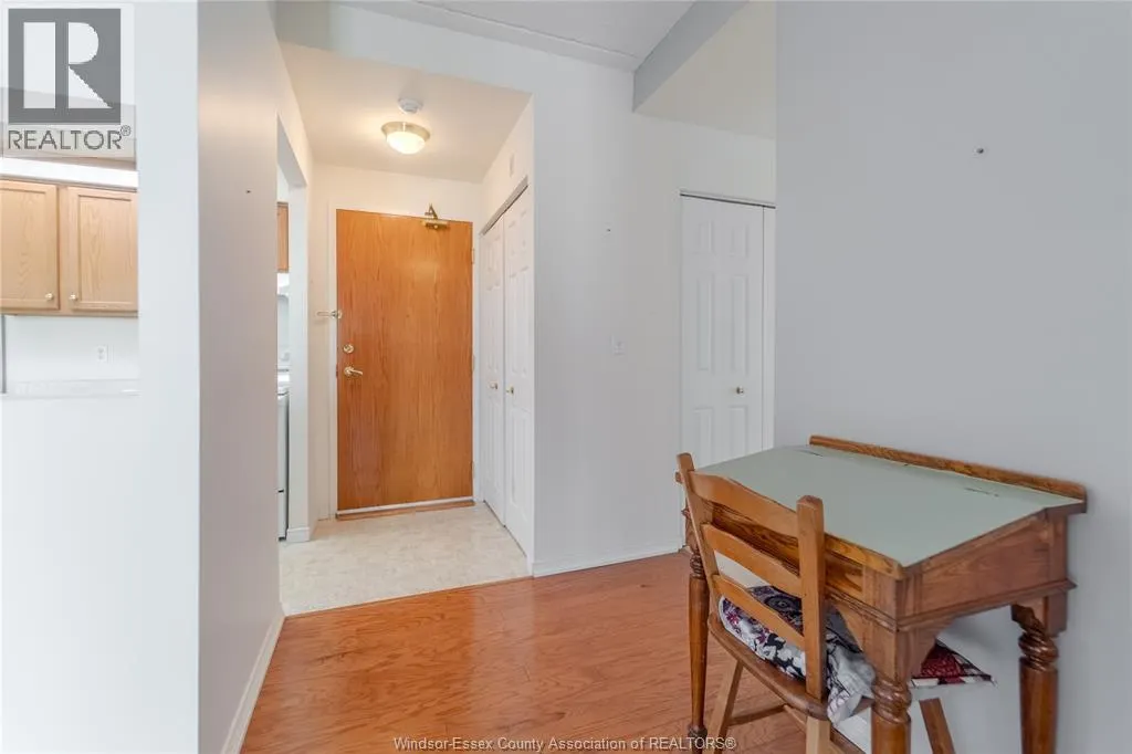 315 Village Grove DRIVE Unit# 301