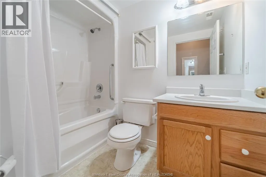 315 Village Grove DRIVE Unit# 301