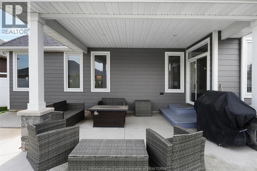 139 Blue Jay CRESCENT