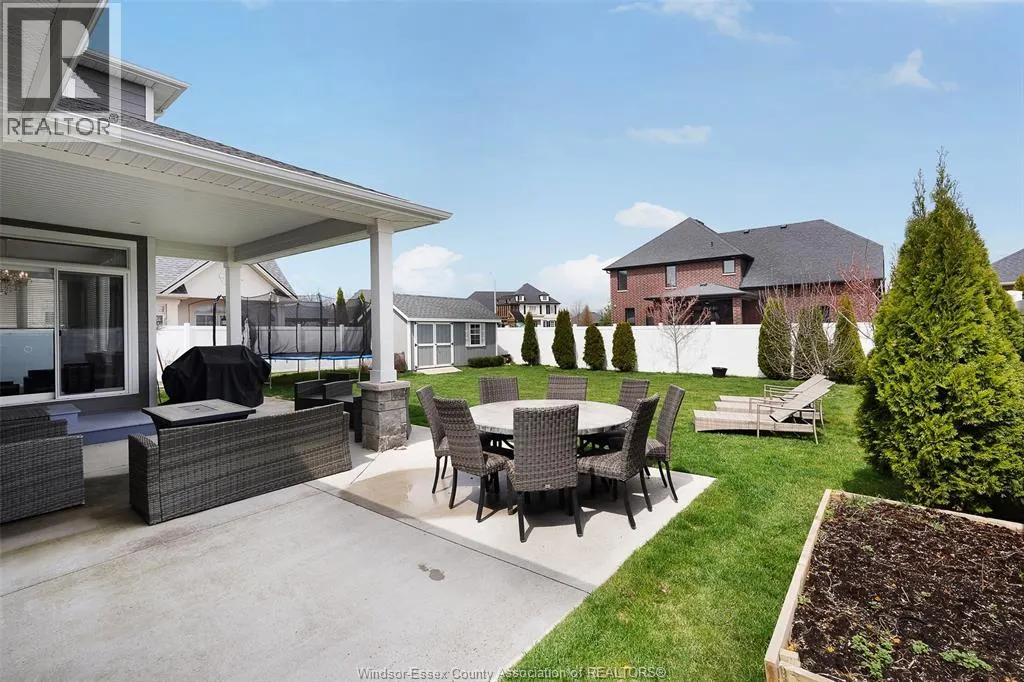 139 Blue Jay CRESCENT