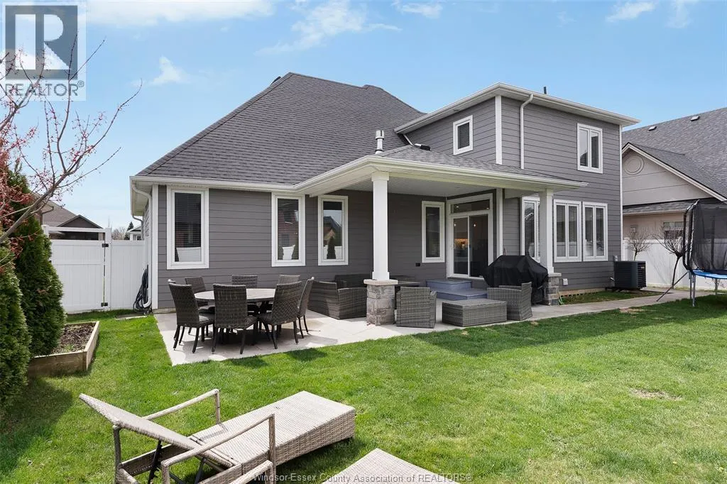 139 Blue Jay CRESCENT