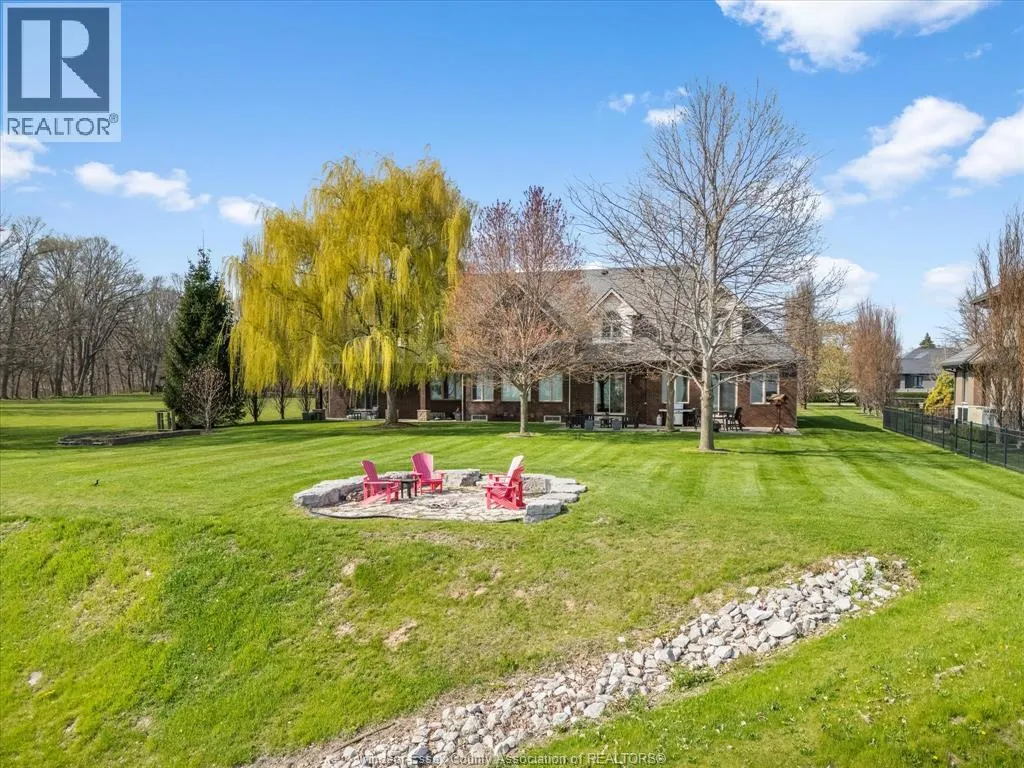 2055 HICKORY LANE
