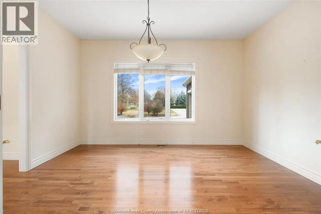 2055 HICKORY LANE