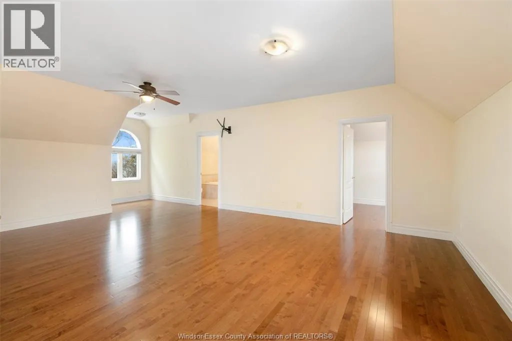 2055 HICKORY LANE