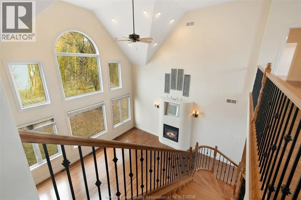 2055 HICKORY LANE