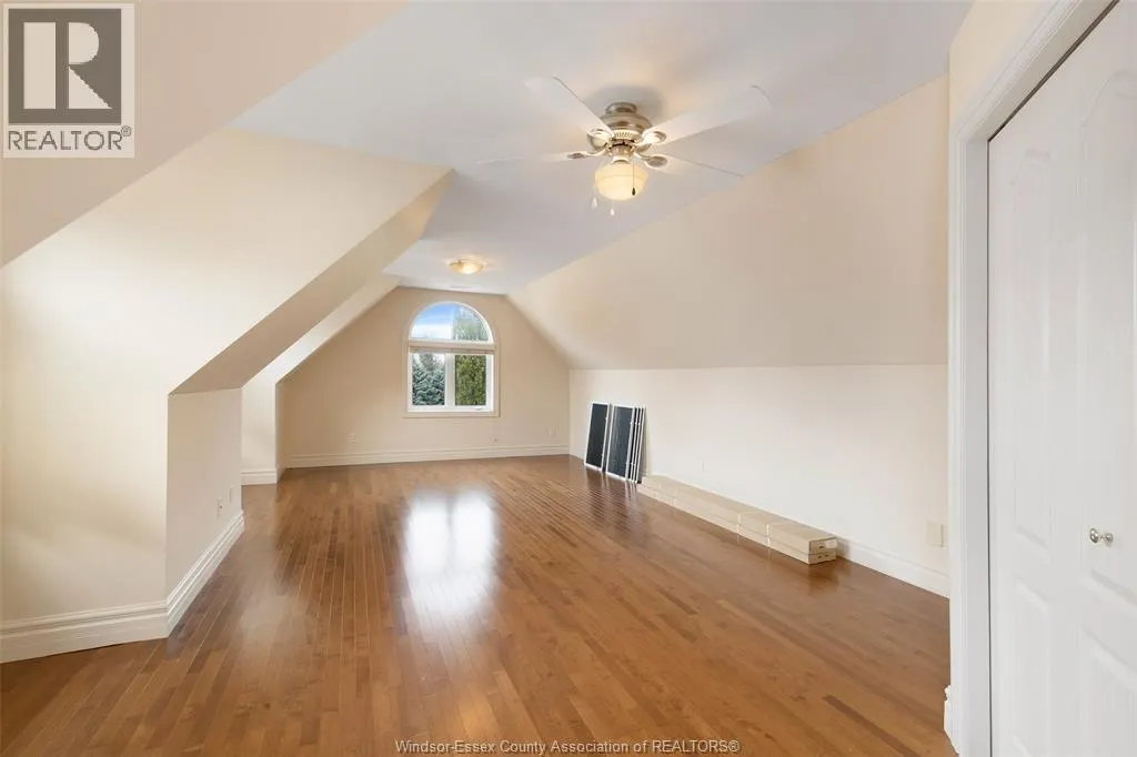 2055 HICKORY LANE