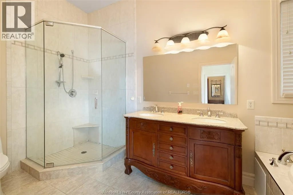 2055 HICKORY LANE