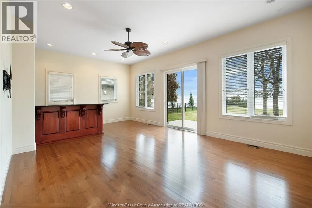 2055 HICKORY LANE