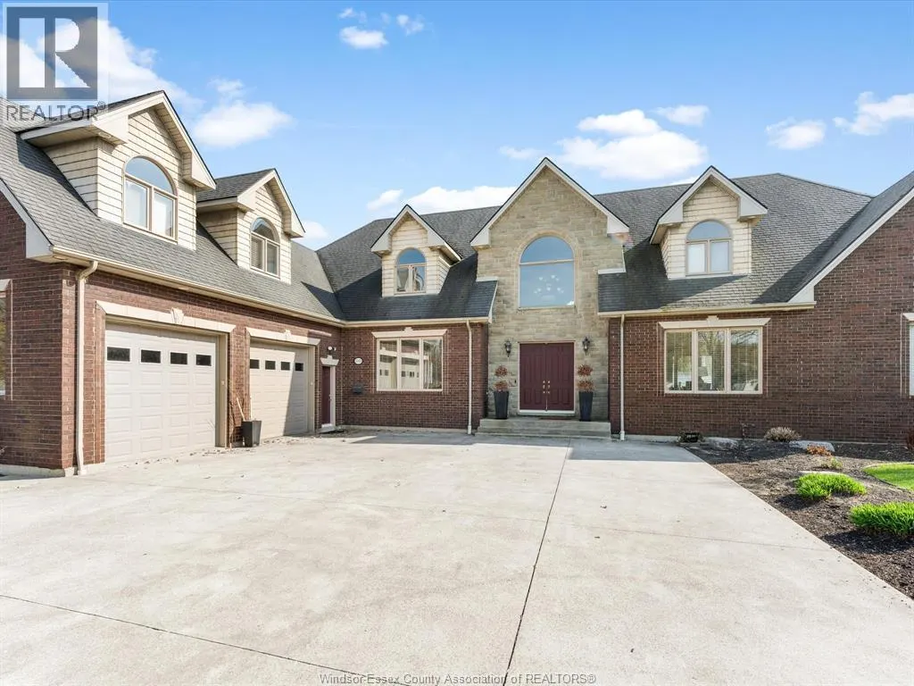 2055 HICKORY LANE