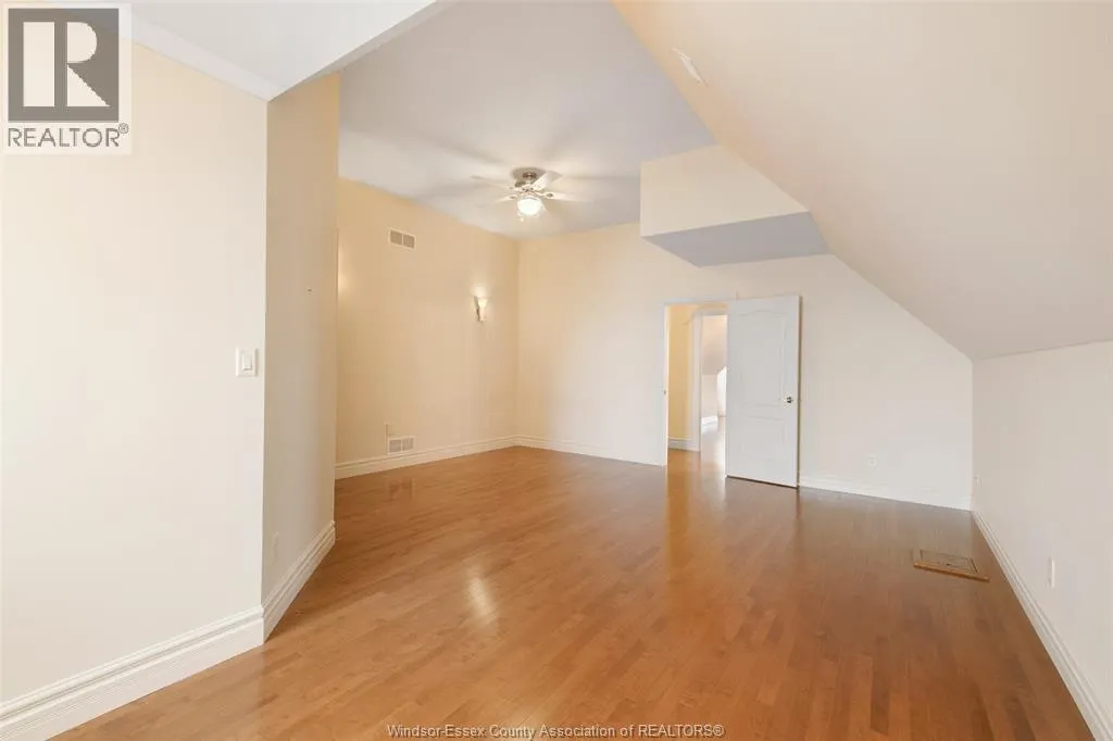 2055 HICKORY LANE