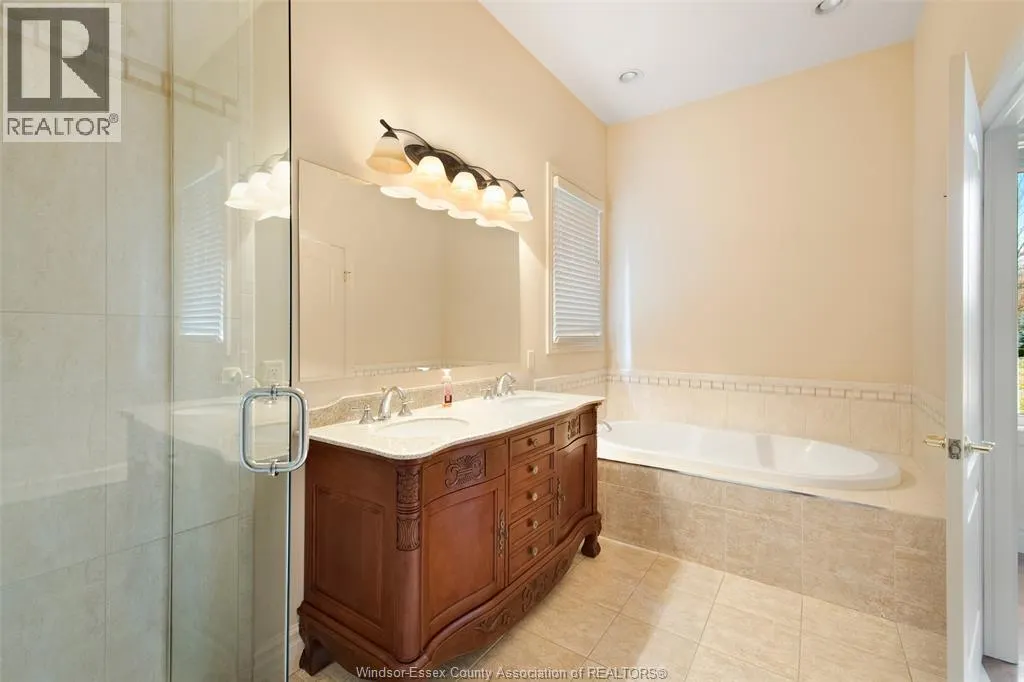 2055 HICKORY LANE