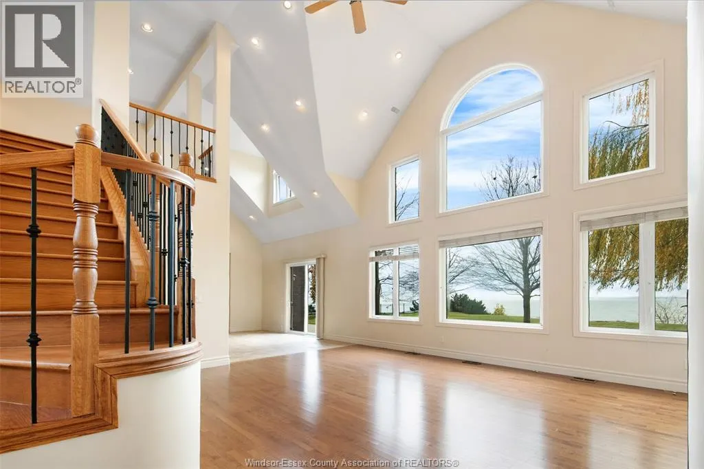 2055 HICKORY LANE